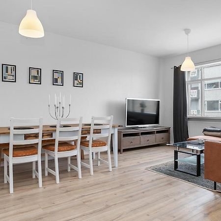 V53 Lovely 2 Bedroom Apartment In ريكيافيك المظهر الخارجي الصورة